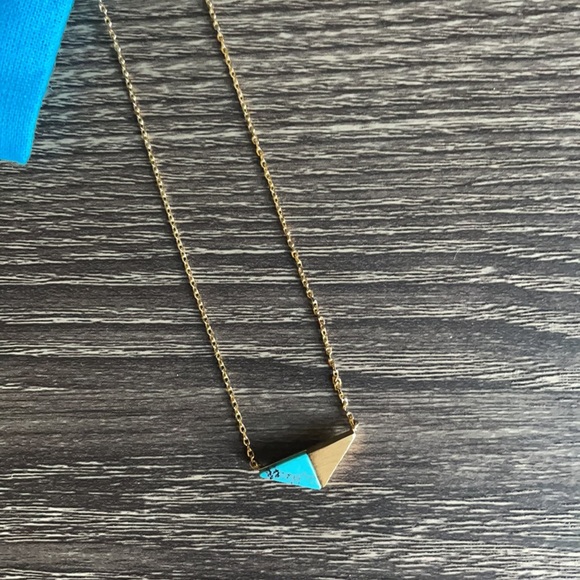 NWT sunshine + bluebirds stone triangle necklace - Picture 3 of 8